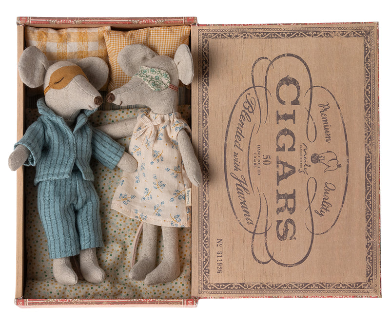 Mum + Dad Mice in Cigar Box by Maileg