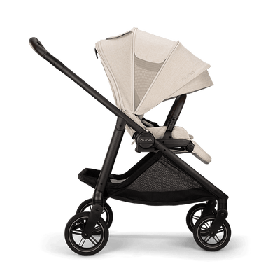 SWIV Stroller by Nuna