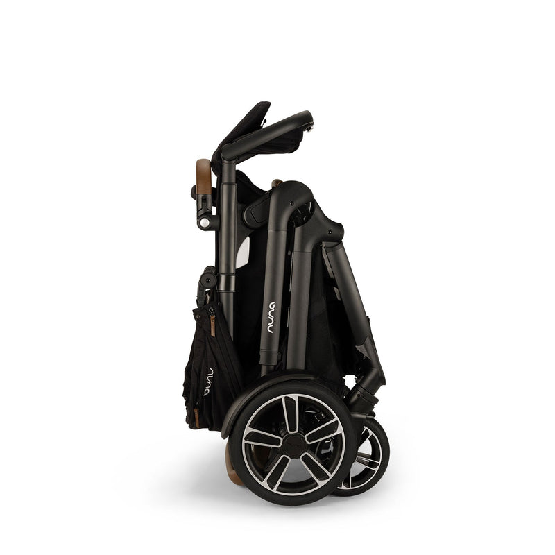 PIPA urbn + DEMI Next Travel System by Nuna