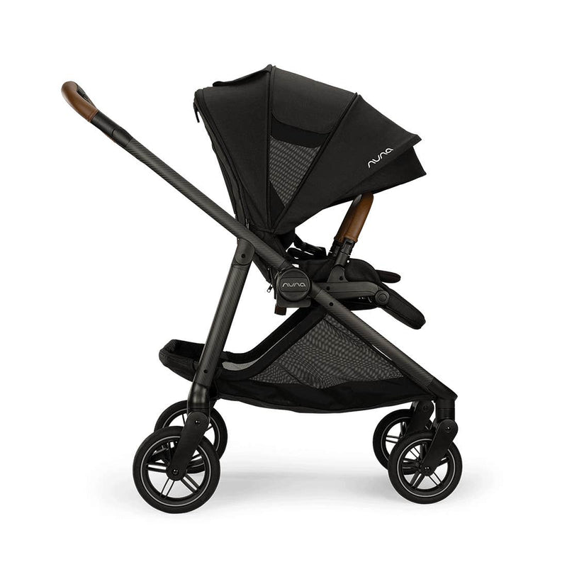 SWIV Stroller by Nuna