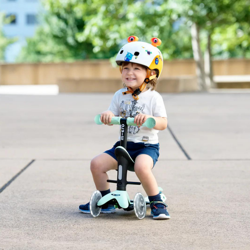 Micro Mini2Grow LED Scooter - Mint by Micro Kickboard