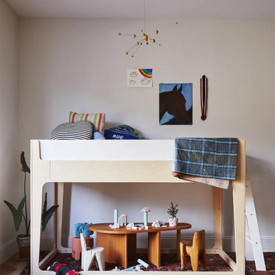 Perch Nest Bed by Oeuf