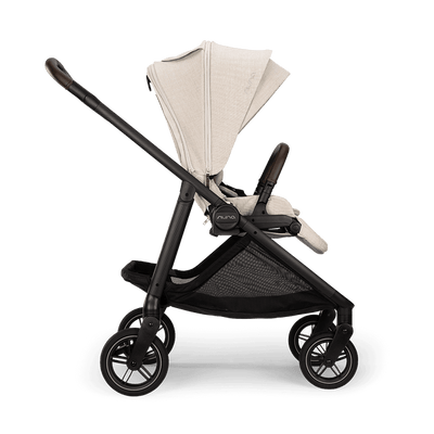 SWIV Stroller by Nuna