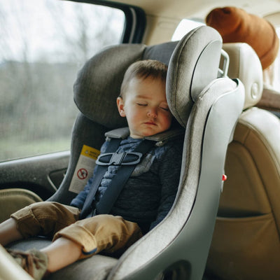 Fllo Convertible Car Seat by Clek