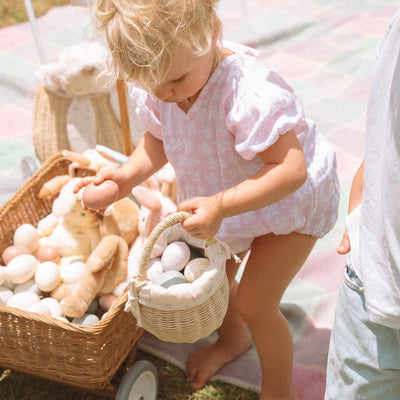 Rattan Berry Bunny Basket - Straw Rattan / Pansy by Olli Ella