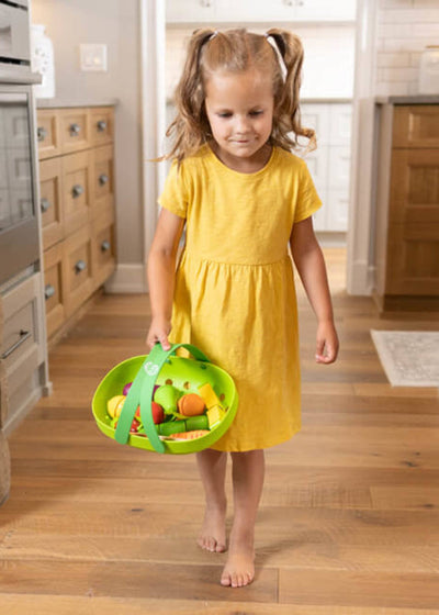 Pretendables Fruit and Veggie Basket Set by Fat Brain Toys