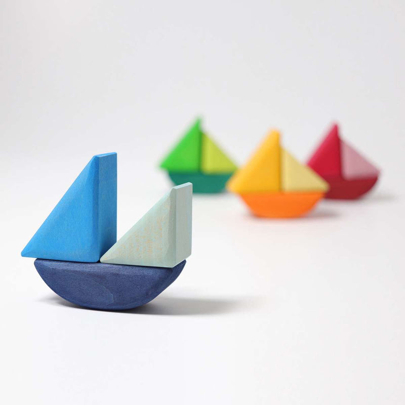 Rolling Boats by Grimm&