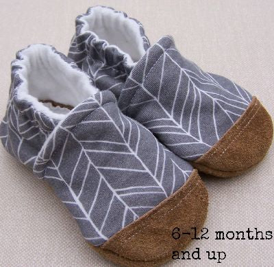 Organic Cotton Slipper - Grey Feather by Snow & Arrow Shoes Snow & Arrow   